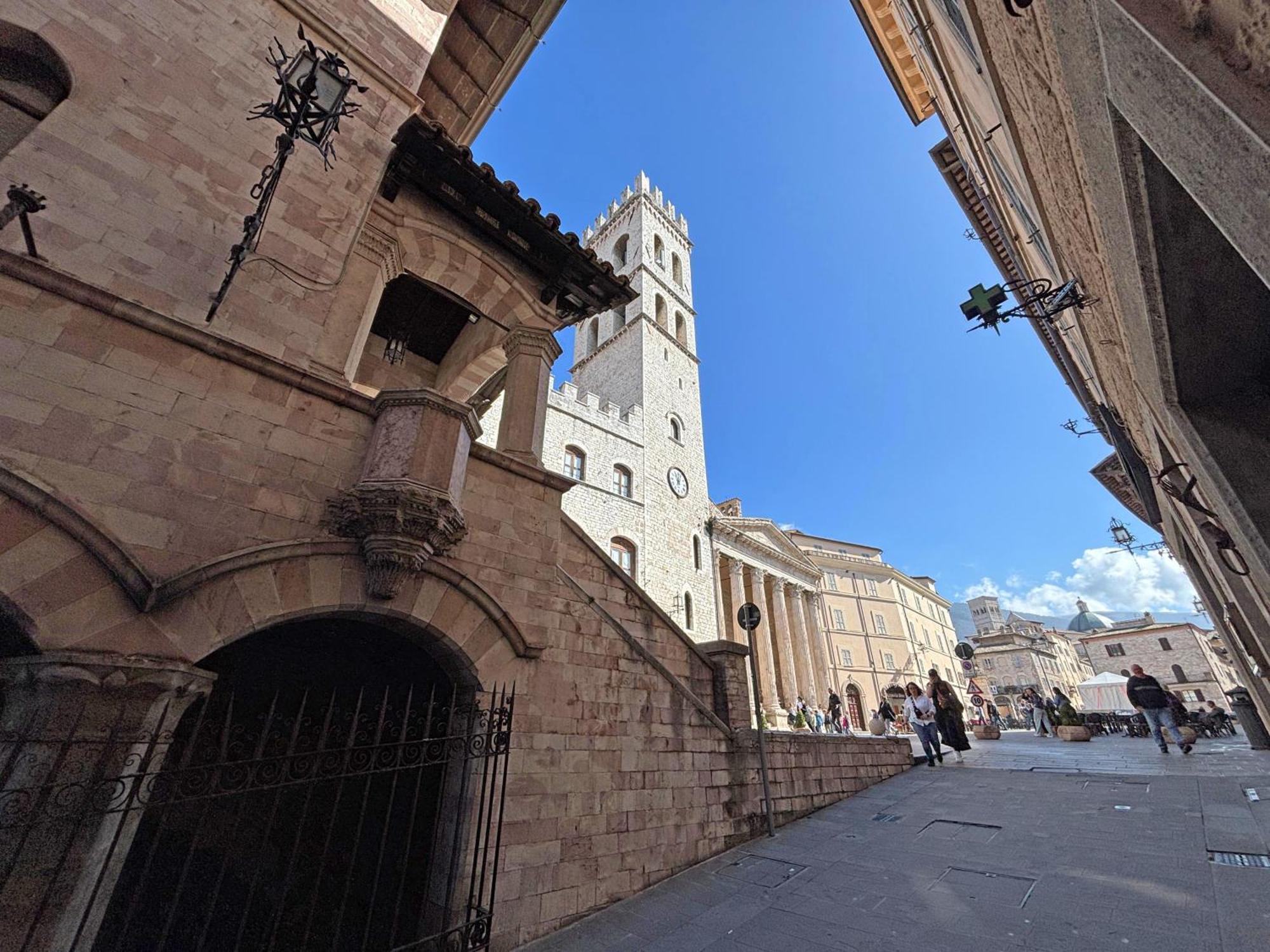 La Loggia Di Portica Residenza Storica Nel Centro Di Assisi Apartment Ngoại thất bức ảnh
